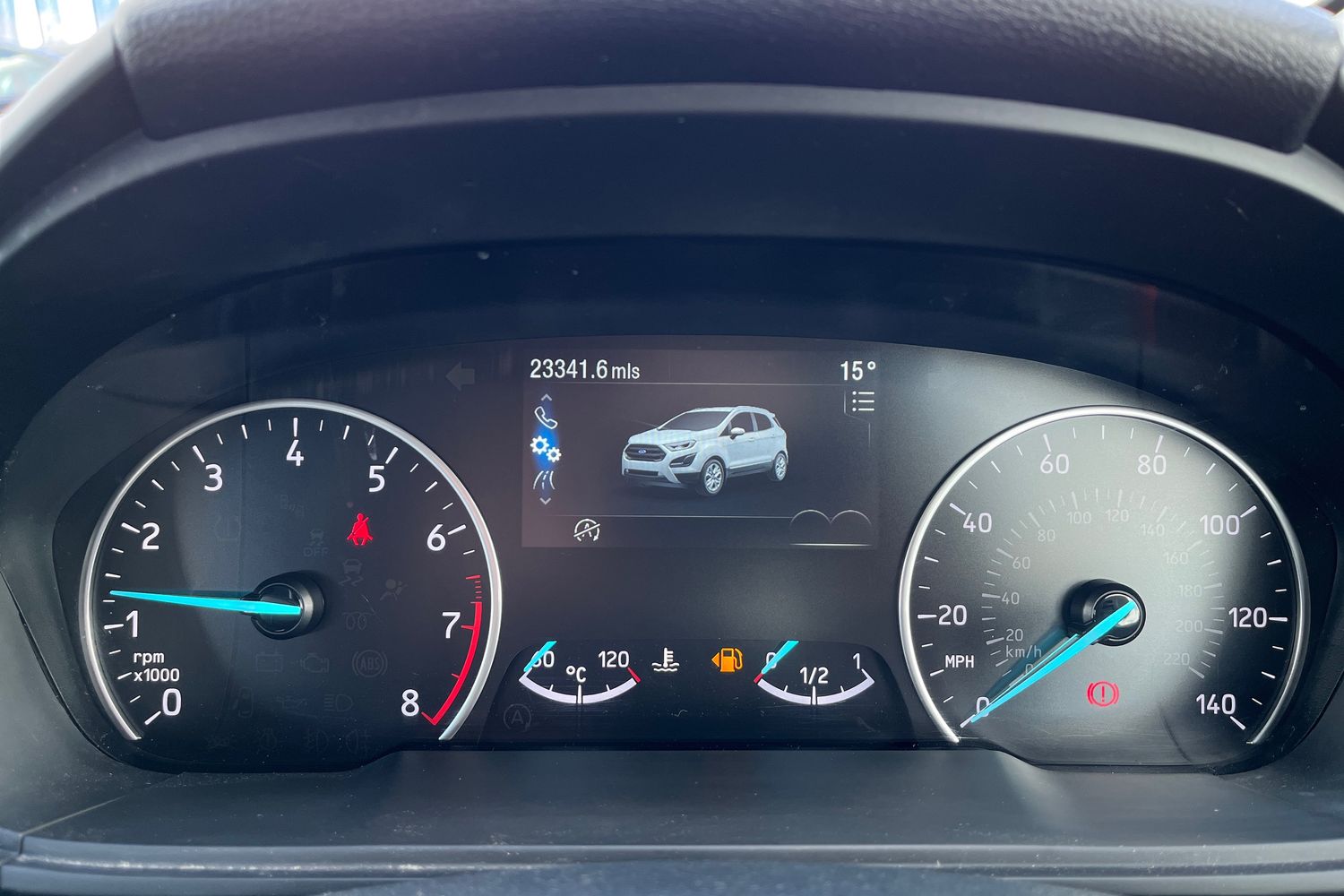 Ford EcoSport Photo 12
