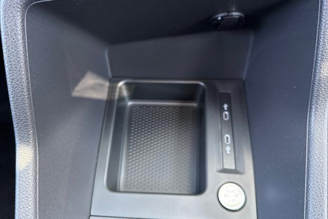 VOLKSWAGEN Caddy Photo 39