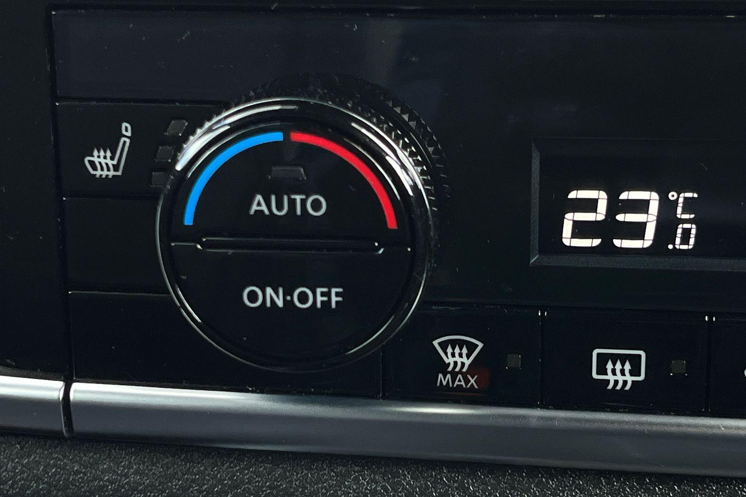 Nissan QASHQAI Photo 30