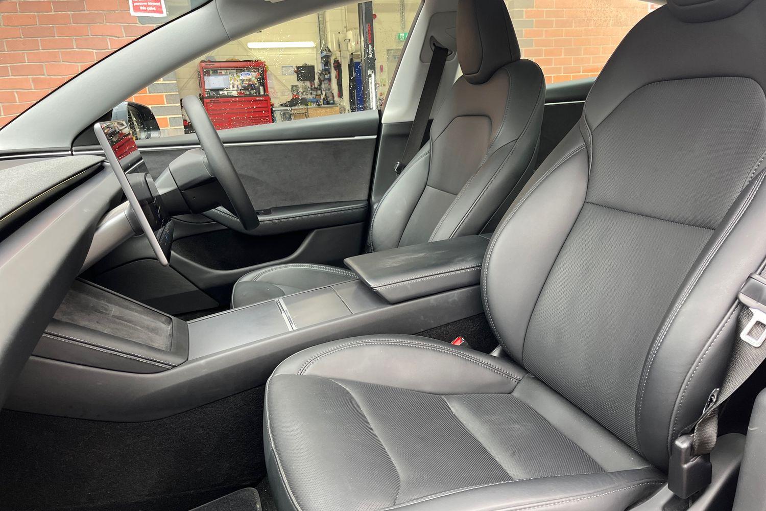 TESLA MODEL 3 Photo 18