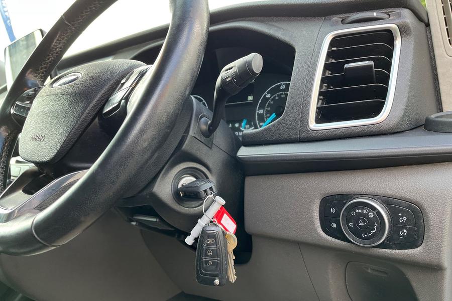 Ford TRANSIT CUSTOM Photo autoimg-d015ad1148e5097616aa33a081eb9d34423f3e52.jpg