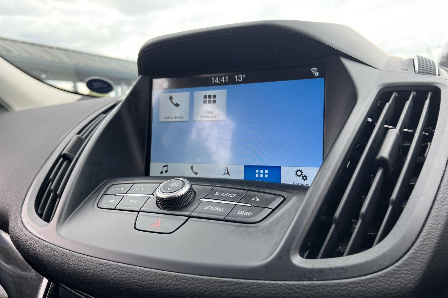 Ford KUGA Photo 28