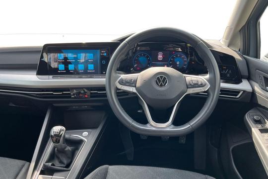 Volkswagen Golf Photo autoimg-d01ddd8f5c8bd8b807730323141ad7ec557cc8f6.jpg