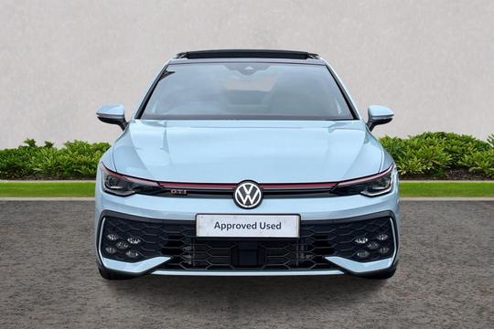 Volkswagen Golf Photo autoimg-d01e4110df59437099a8142fea6bdda6b8a3b517.jpg