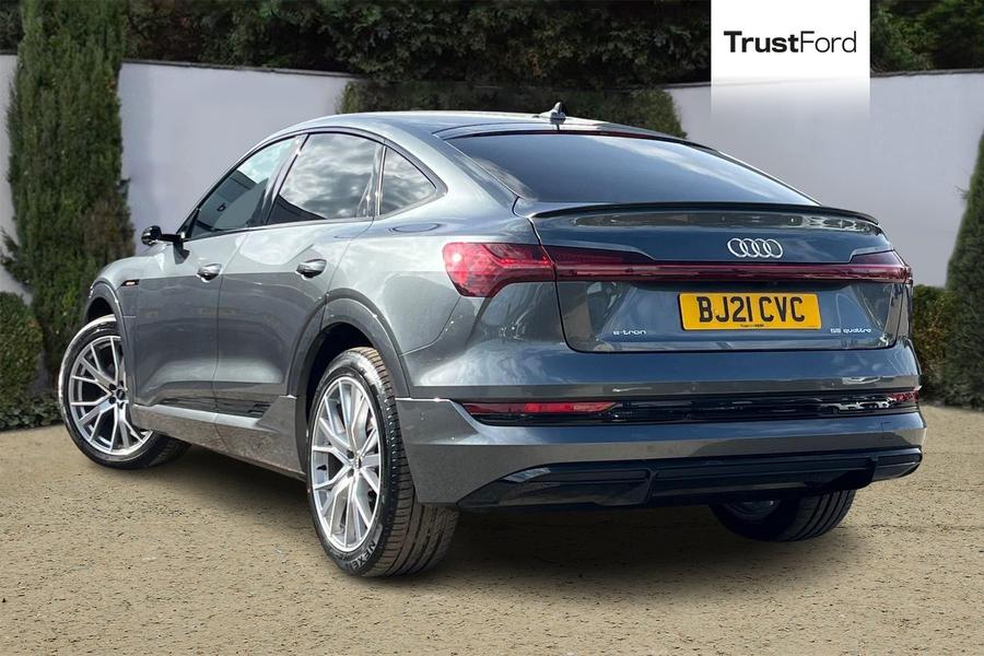 Audi e-tron Photo autoimg-d02581ad4f95b7d8c43ecc8fff833939170bc1d7.jpg
