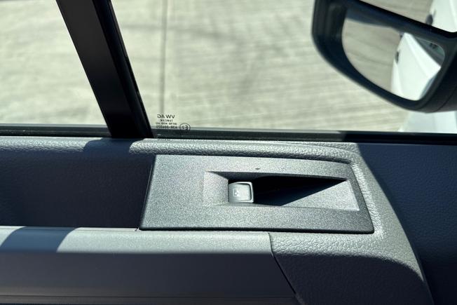 VOLKSWAGEN Crafter Photo 49