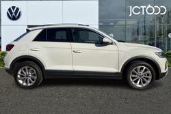 VOLKSWAGEN T-Roc Photo 4