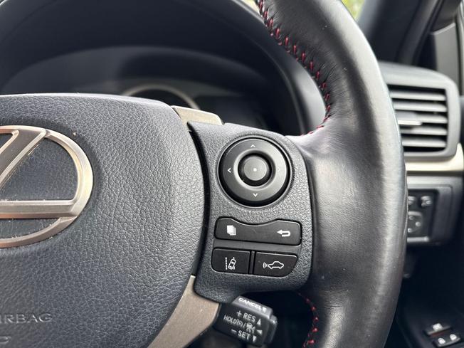 Lexus CT Photo 17