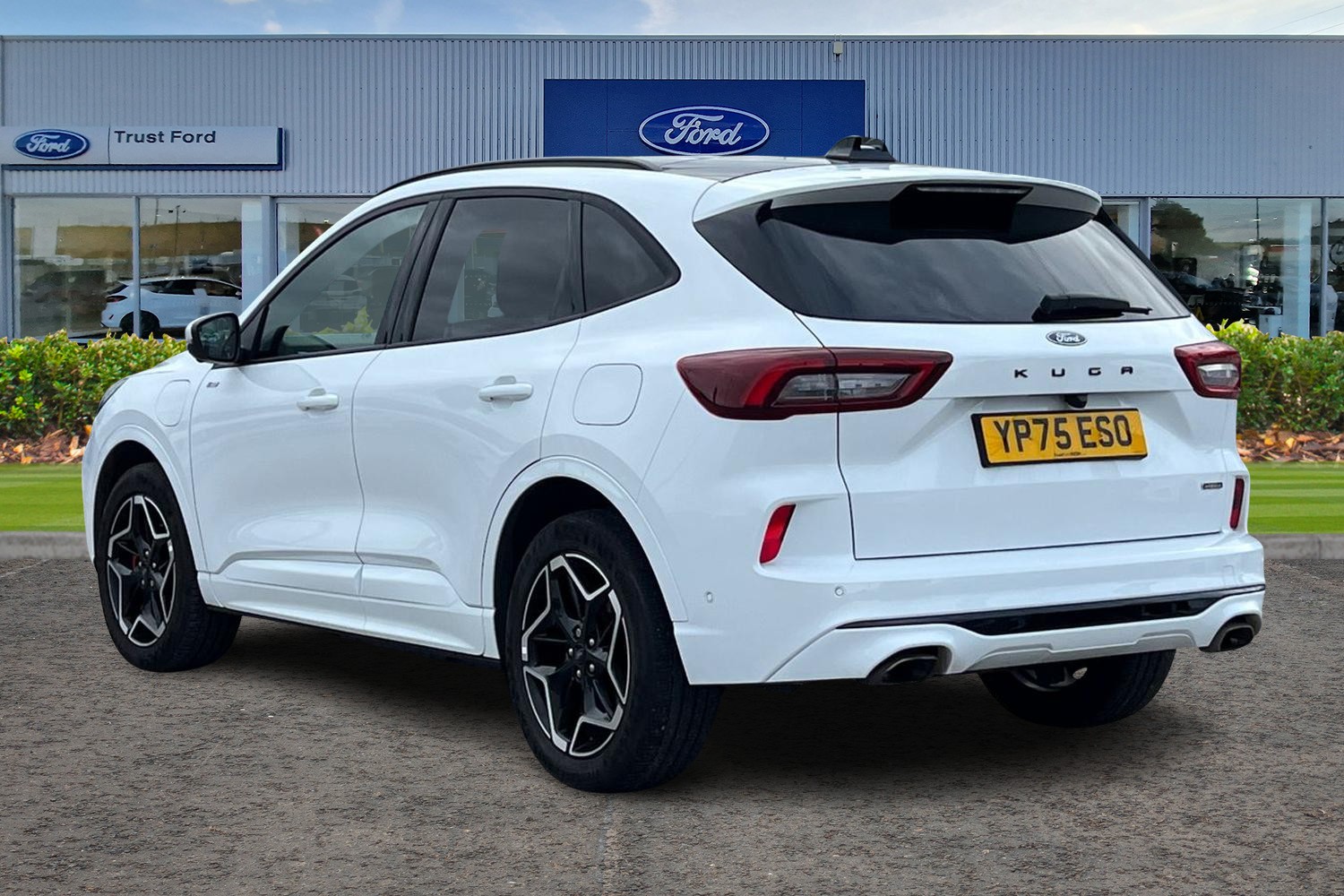 Ford Kuga Photo 1