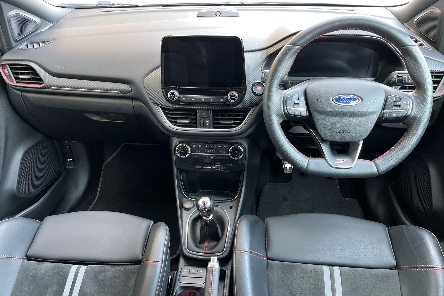 Ford PUMA Photo 9