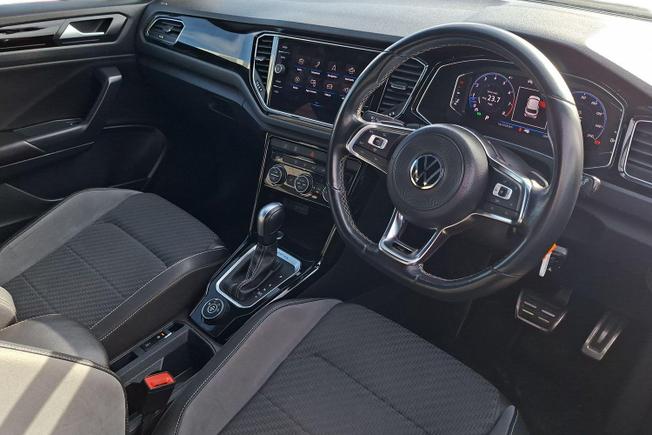 VOLKSWAGEN T-Roc Photo 6