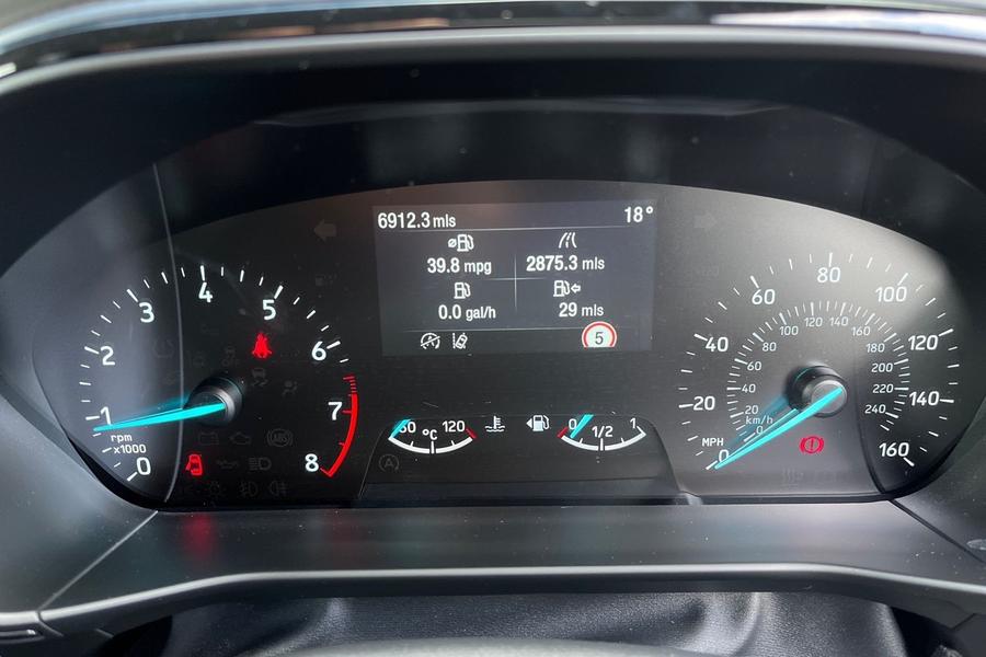 Ford Focus Photo autoimg-d032a87235b9d7e37a0b3e87838f0388d85222fd.jpg