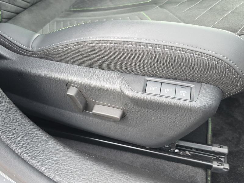 Used Peugeot 208 NV25WDM 35