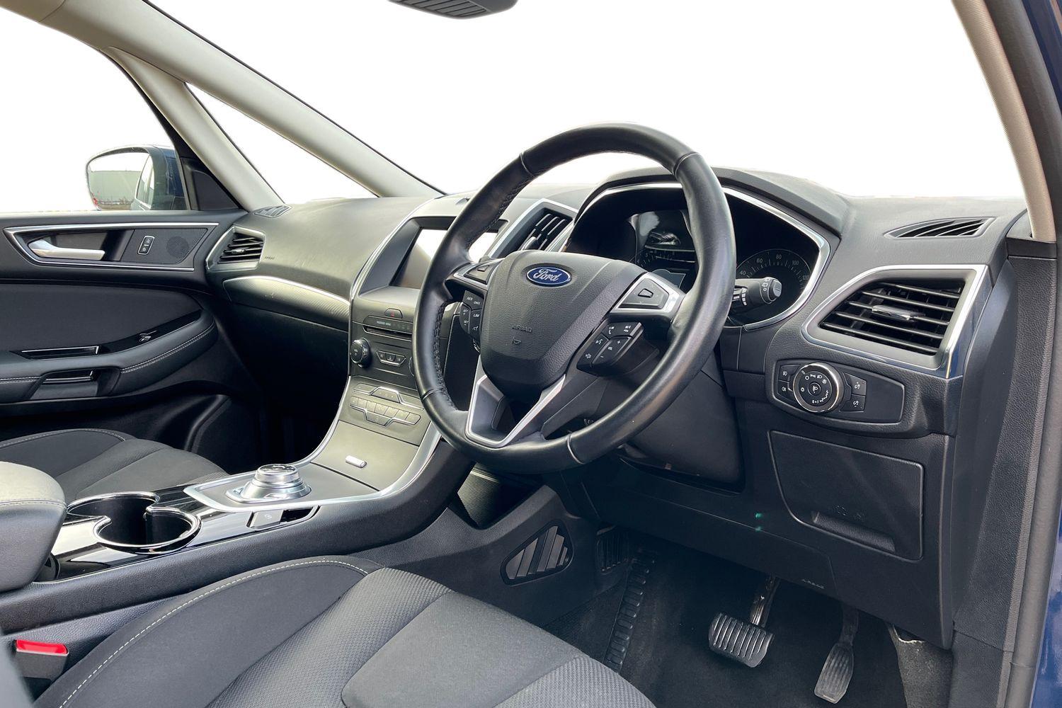 Ford S-Max Photo 8