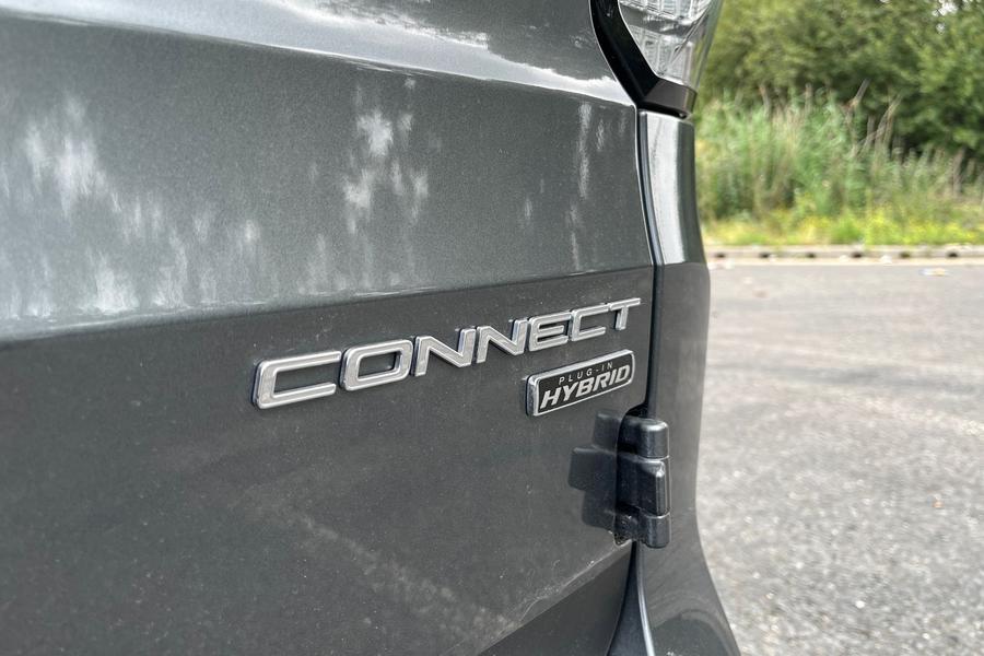 Ford TRANSIT CONNECT Photo autoimg-d038b99f1f2e00b21f1aa5cc4c45d2388c344a15.jpg
