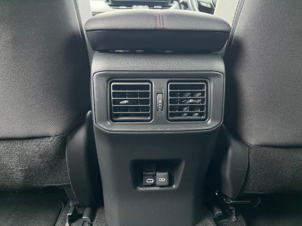 Toyota RAV4 Photo autoimg-d0393700860fa30da52f108d49950c1d702be33d.jpg