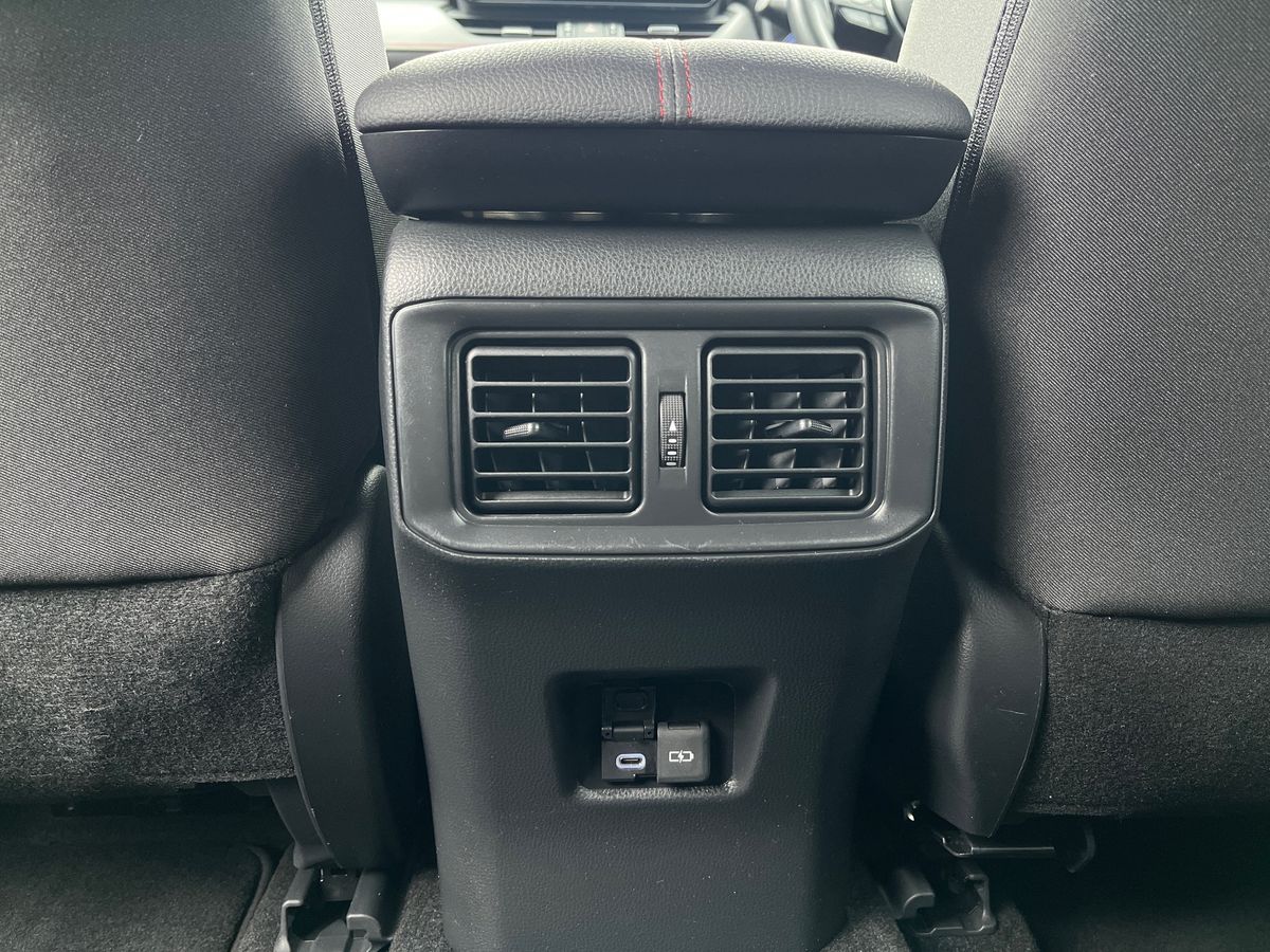 Toyota RAV4 Photo 35