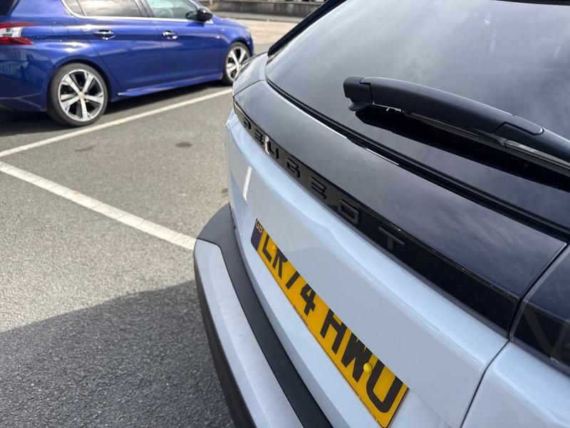 Used Peugeot 2008 LR74HWO 29