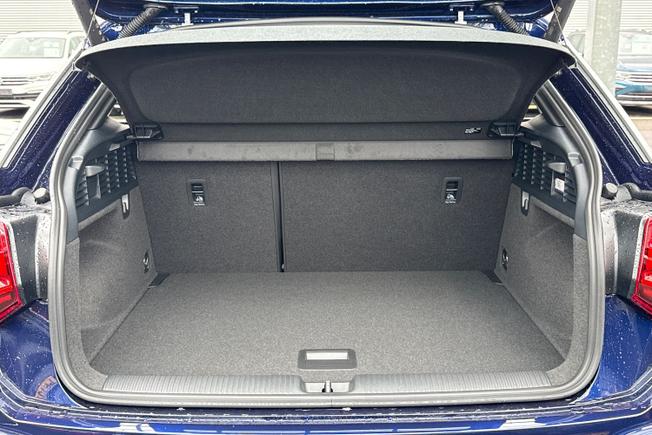 AUDI Q2 Photo 12