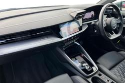 AUDI S3 Photo 2