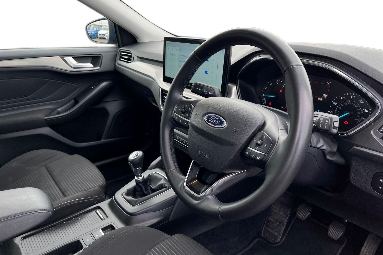 Ford Focus Photo 8