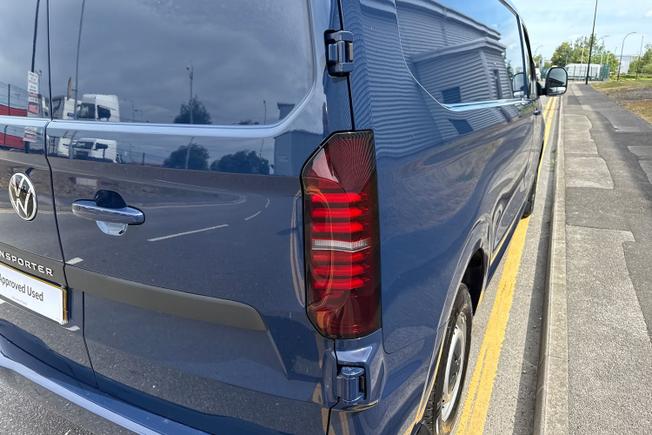 Volkswagen E-Transporter Photo 18