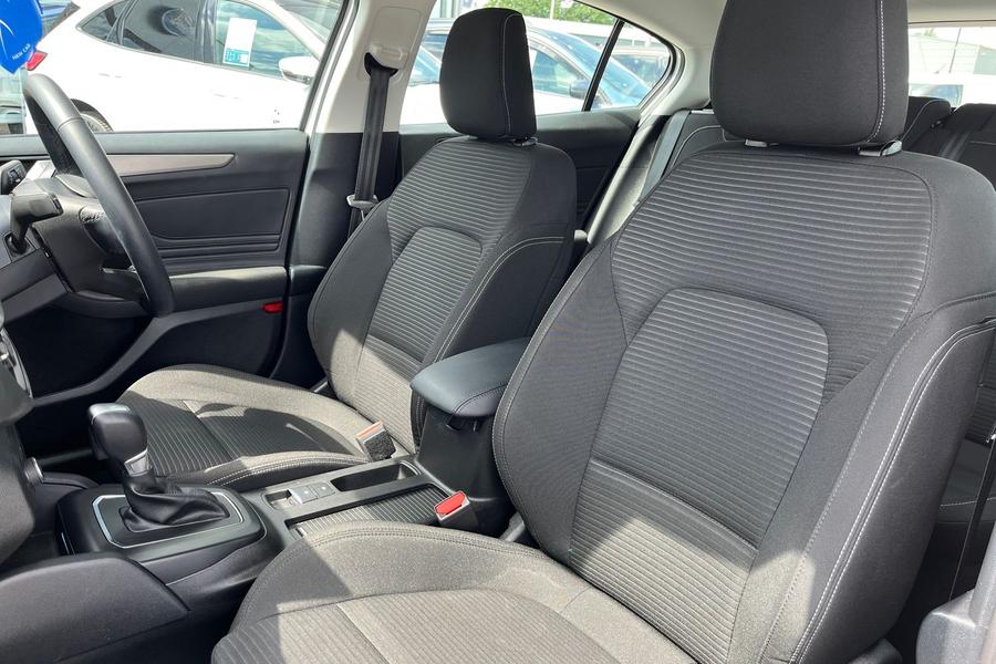 Ford Focus Photo autoimg-d045882f7fc0fceb4d835f7ea842c79d7e2edcdb.jpg