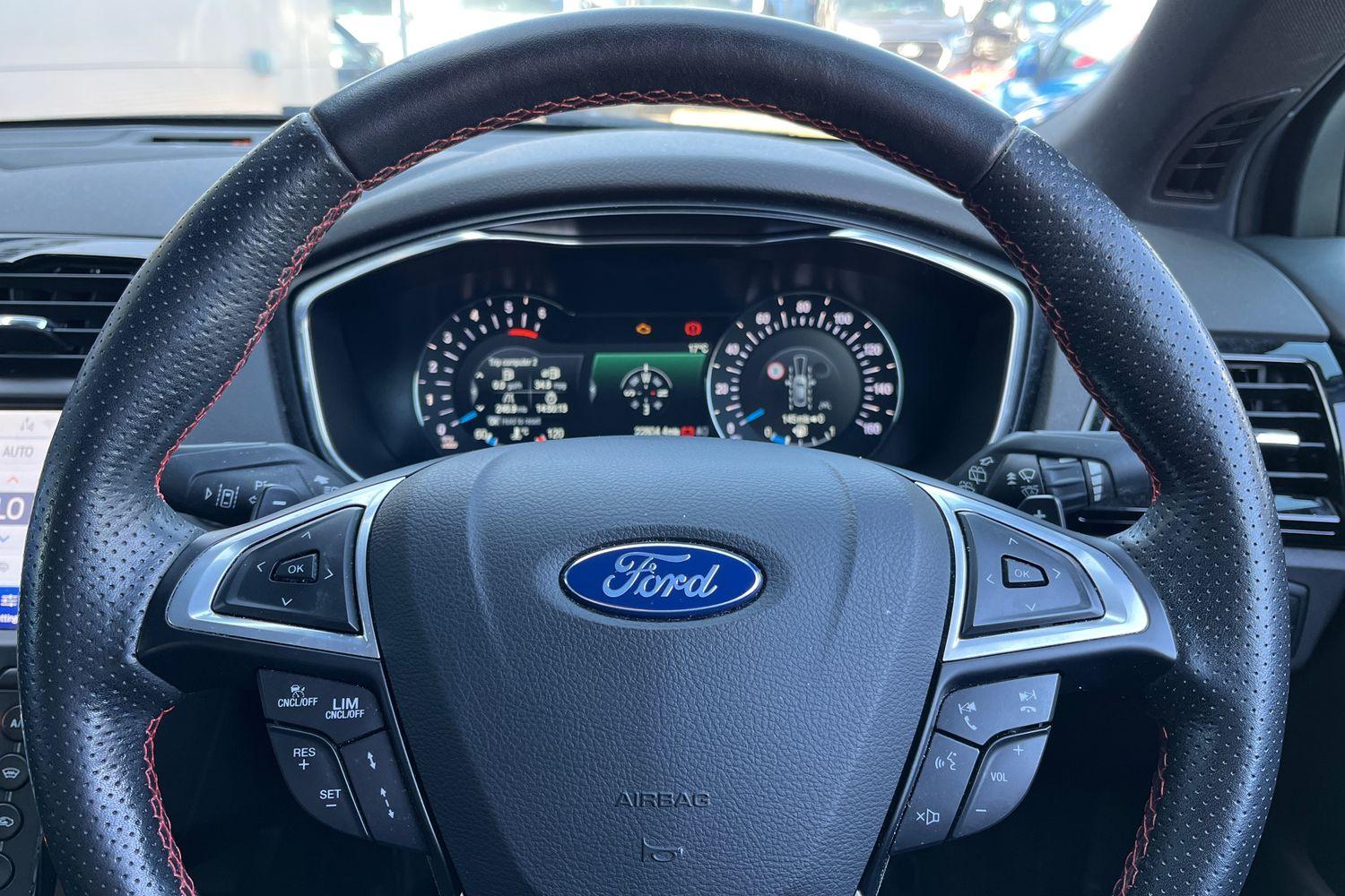 Ford MONDEO Photo 11