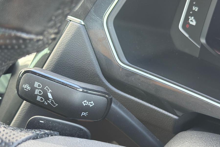Volkswagen TIGUAN Photo autoimg-d04cb61ccdd786790a14435f0e5835cad5ef0ba4.jpg