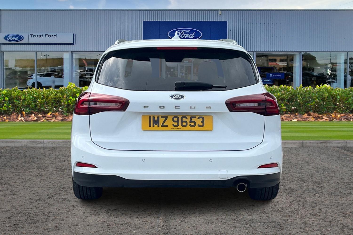 Ford FOCUS Photo 6