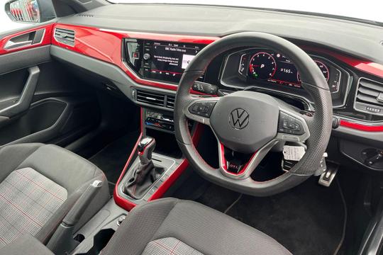 Volkswagen Polo Photo autoimg-d051715c62e44f7f98c6260eaf38b526eb7508de.jpg
