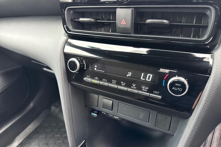 Toyota YARIS CROSS Photo autoimg-d0521d2b49594838aa602d029938f2176a59b350.jpg