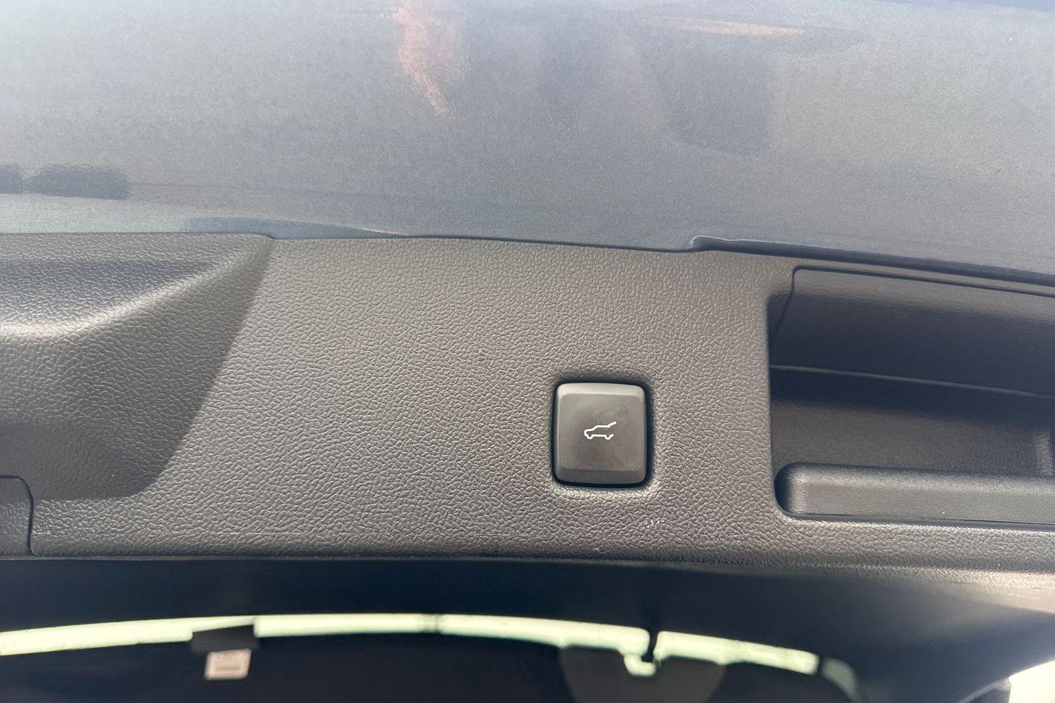 Ford KUGA Photo 27