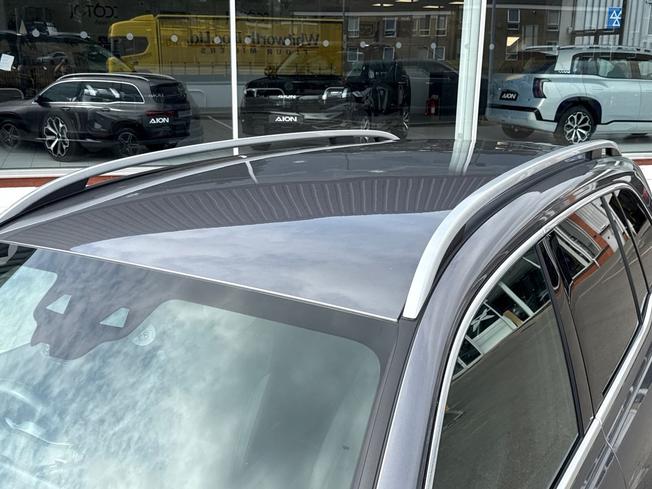 MERCEDES-BENZ Glb Photo 34