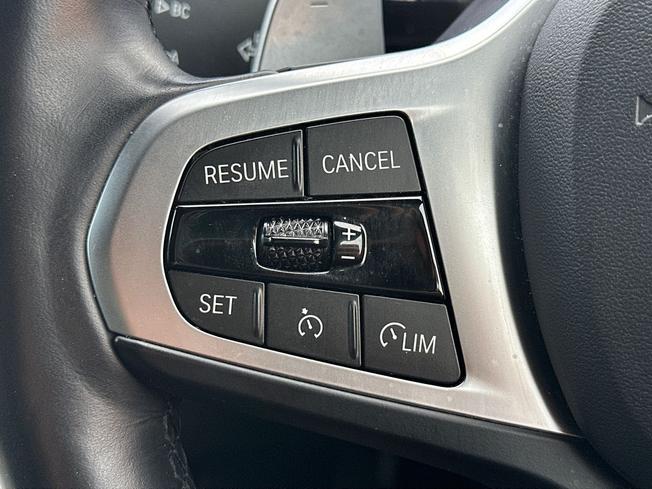 BMW 3 Series Photo 16