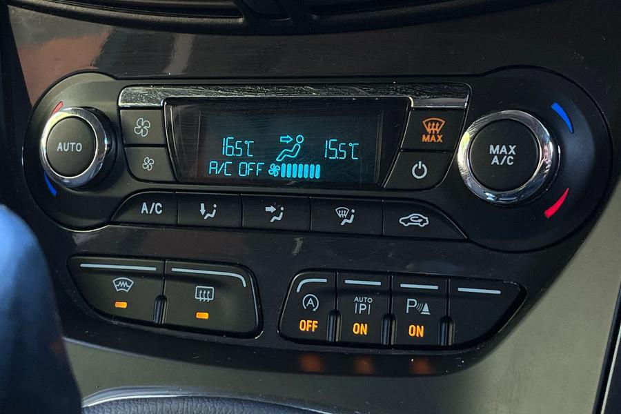 Ford Kuga Photo autoimg-d064b56e4b9870aa9ff55c91937b78a6040a24a5.jpg