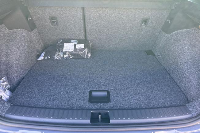 SEAT Arona Photo 12