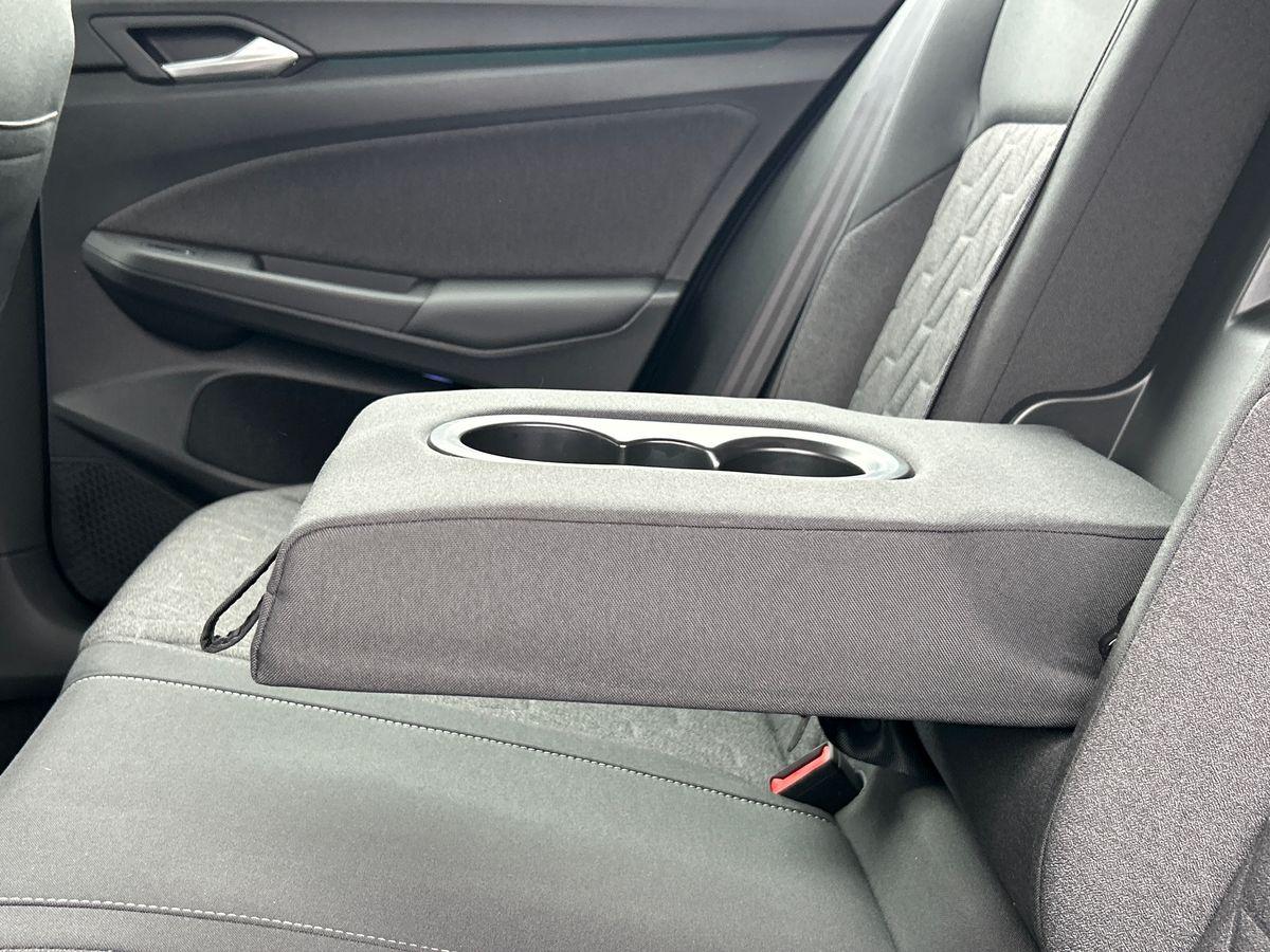 Volkswagen Golf Photo autoimg-d06a31acc815b49e3233d9d5ba130e775823776b.jpg