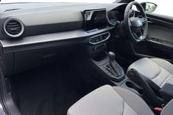SEAT Arona Photo 2