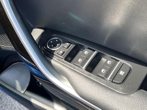 Kia Ceed Photo autoimg-d06f9a9cc672bc16689166b04c1bc2ac88dbb00a.jpg