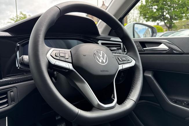 VOLKSWAGEN Polo Photo 26