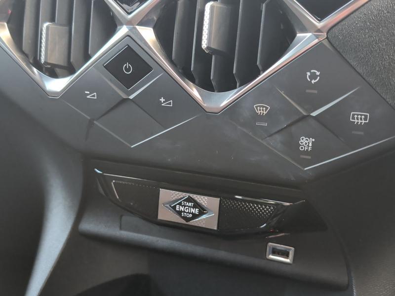 Used DS Automobiles DS 3 CROSSBACK KV70OLA 35