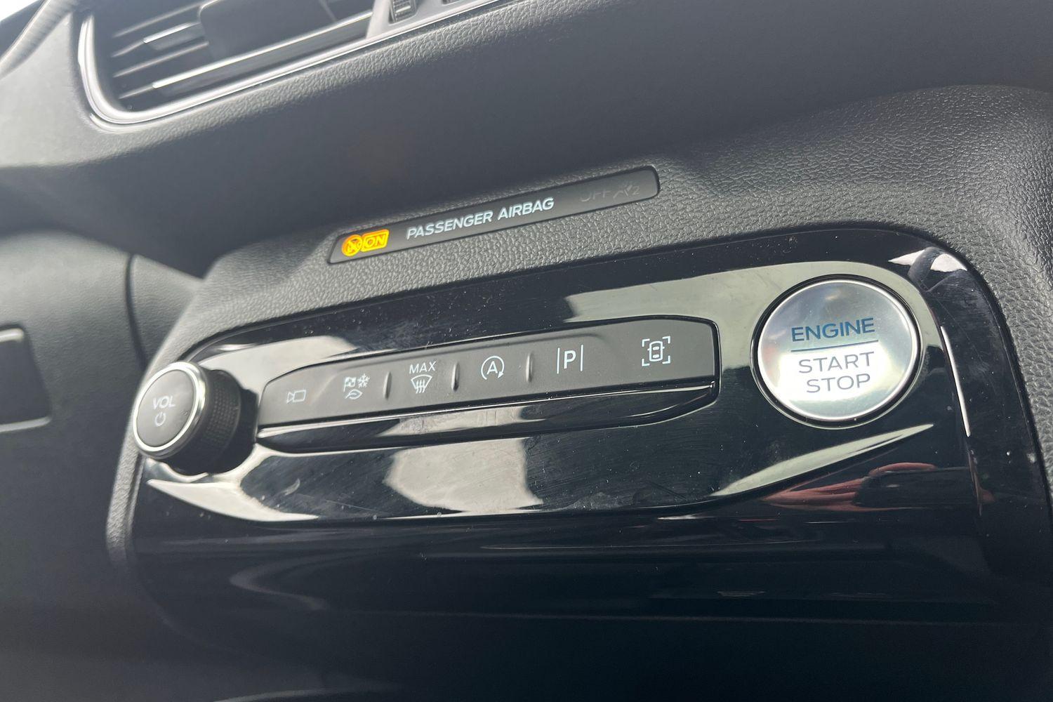 Ford KUGA Photo 21