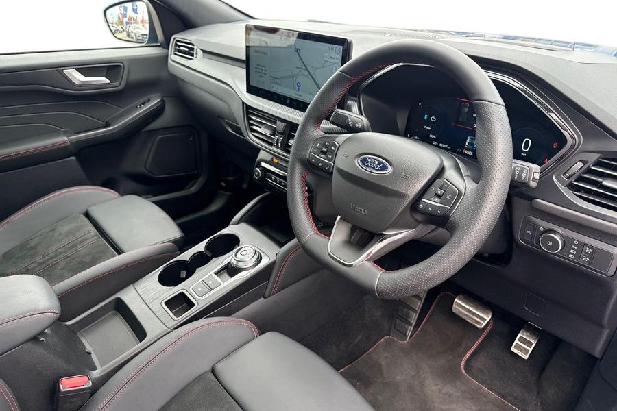 Ford KUGA Photo autoimg-d07794ba216fa96c4210f03648880a192859d091.jpg