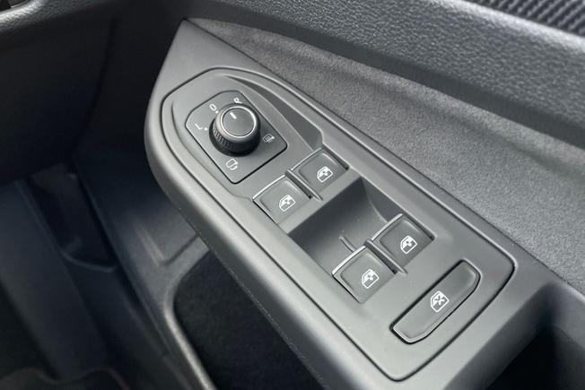 VOLKSWAGEN Golf Photo 42