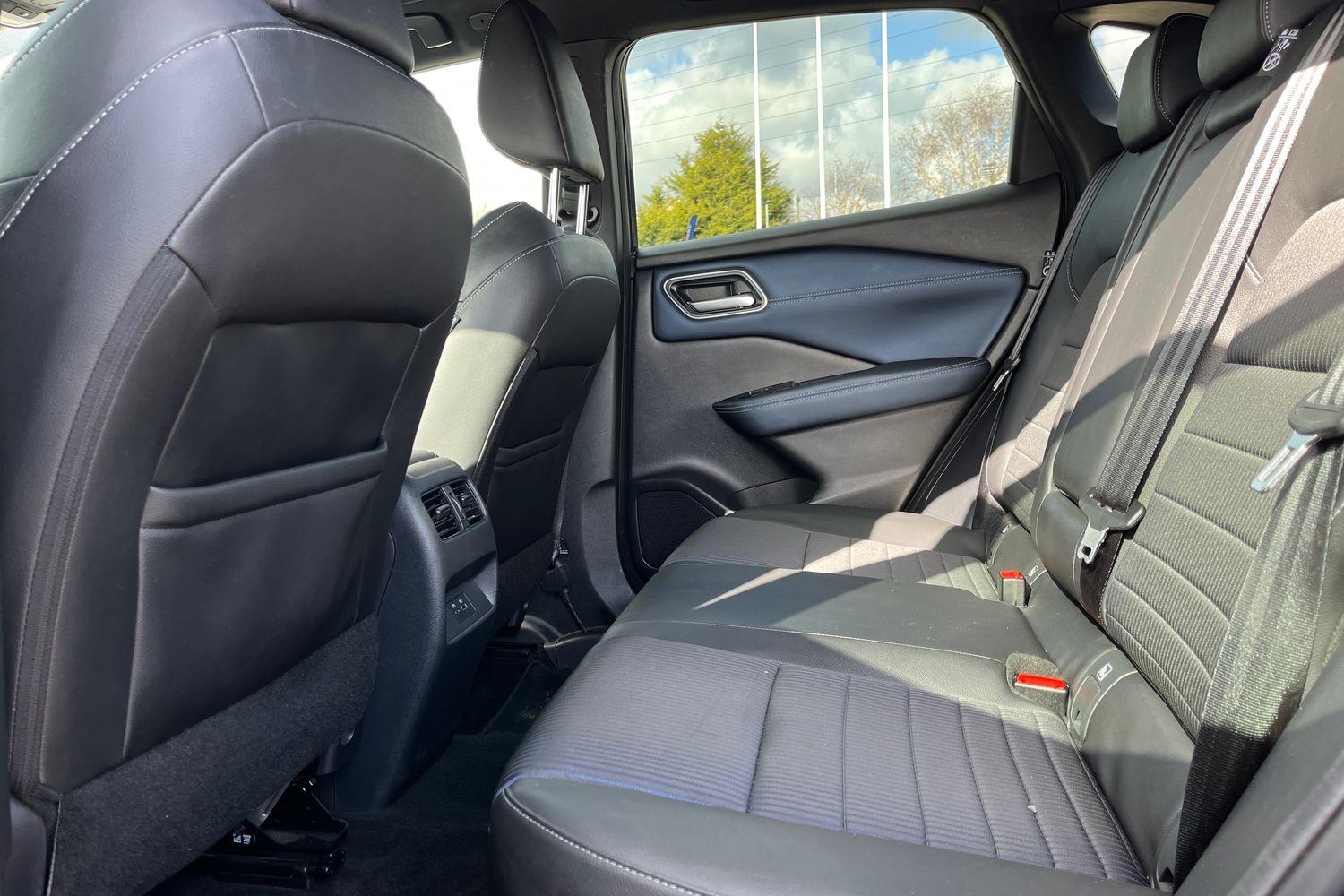 Nissan QASHQAI Photo 19