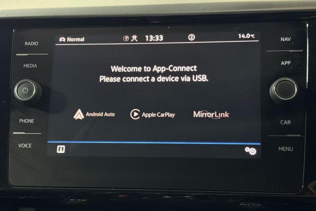 VOLKSWAGEN Arteon Photo 22