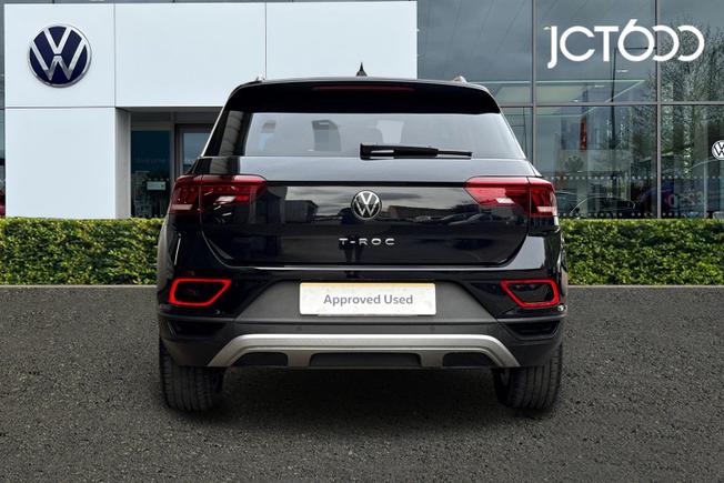 VOLKSWAGEN T-Roc Photo 7