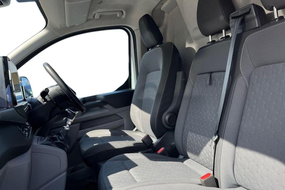Used Ford TRANSIT CUSTOM DL24BYC 3