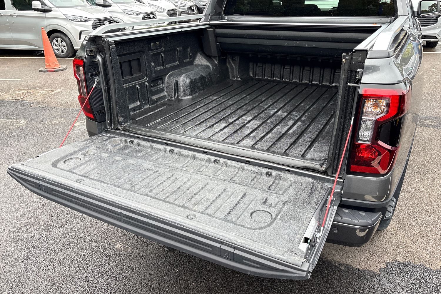 Ford RANGER Photo 3